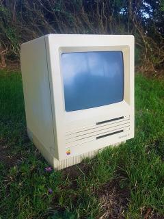 Macintosh SE