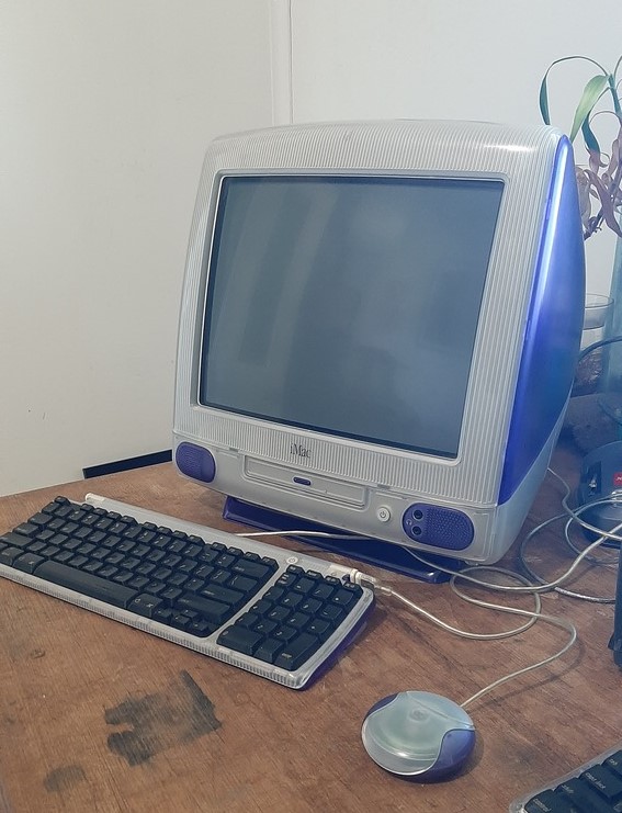iMac G3 Grape
